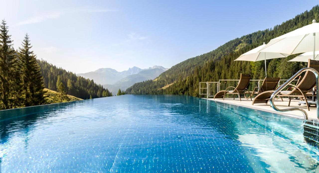 Almwellness-Resort Tuffbad Sankt Lorenzen im Lesachtal Екстериор снимка